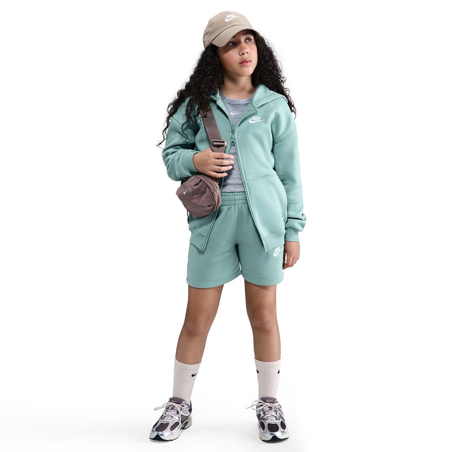 Nike Club Fleece Oversized Full-Zip Sweatjacke Mädchen-Salbei Nike Club Fleece Oversized Full-Zip Sweatjacke Mädchen-Salbei