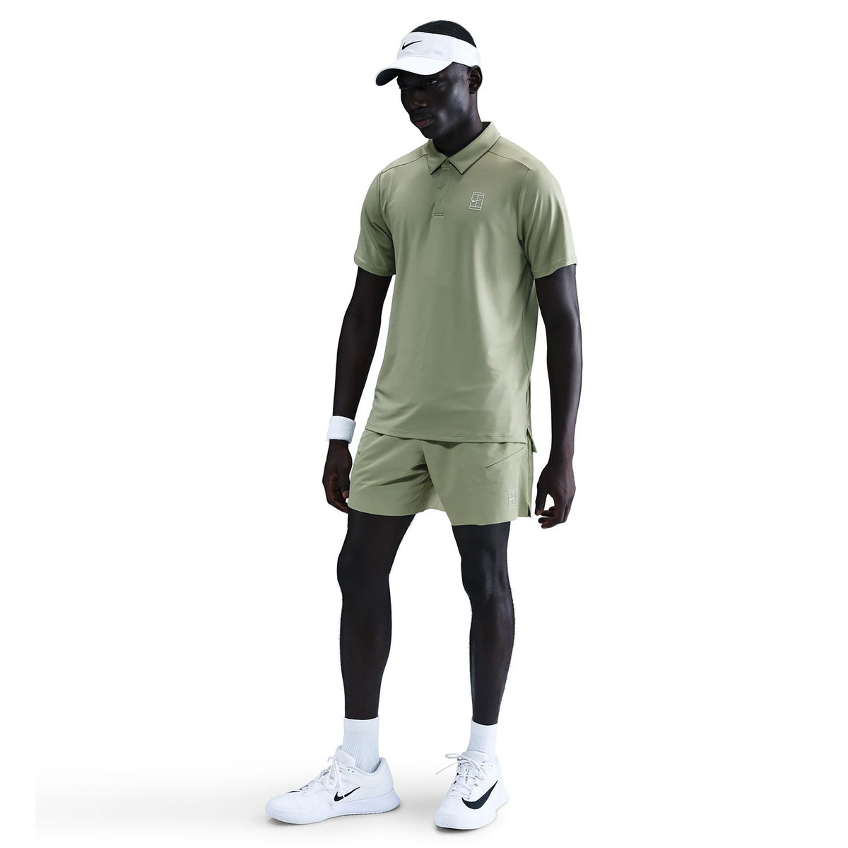 Nike Court Dri-FIT Advantage 6in Shorts Herren - oliv, weiß Nike Court Dri-FIT Advantage 6in Shorts Herren - oliv, weiß