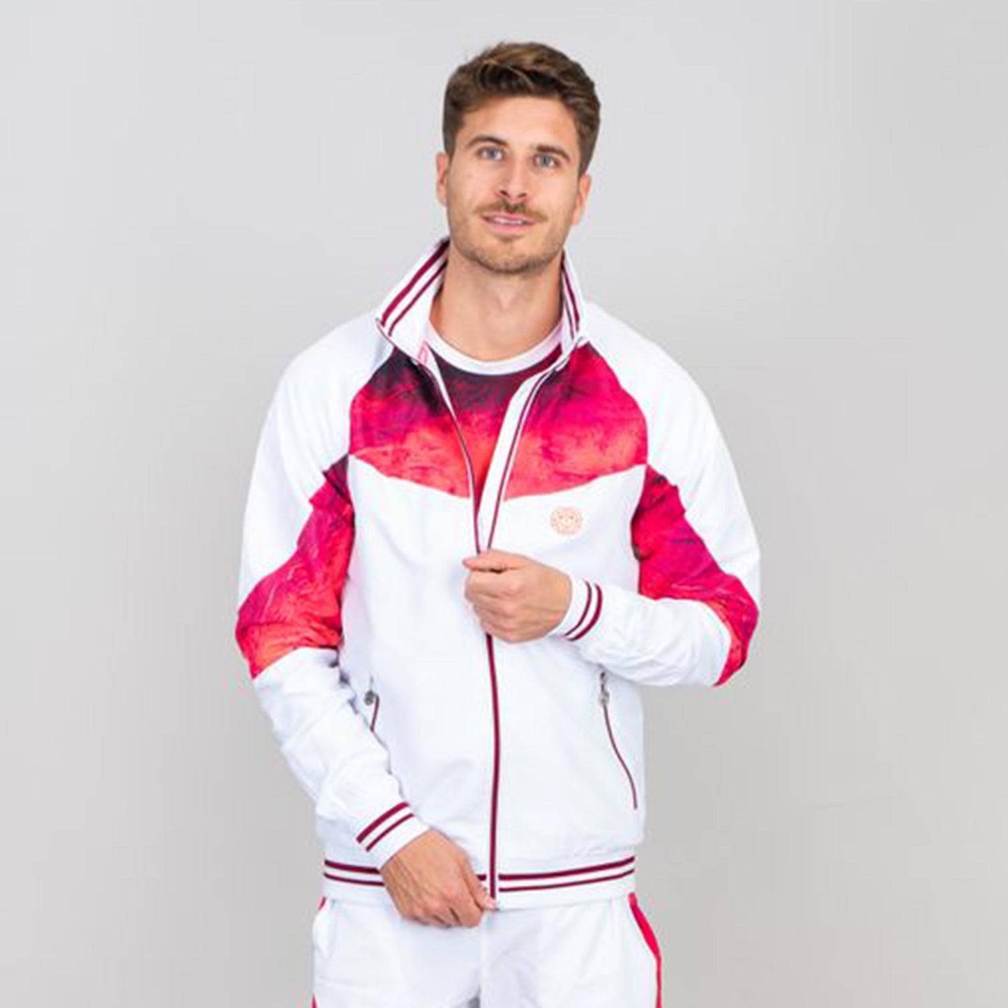 BIDI BADU Jabu Tech Trainingsjacke Herren-Rot,Weiß BIDI BADU Jabu Tech Trainingsjacke Herren-Rot,Weiß