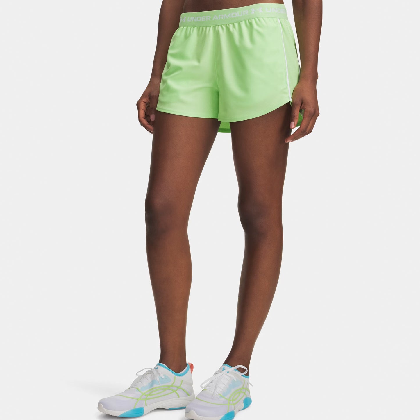 Under Armour Tech Play Up Shorts Damen-grün, dunkelgrün Under Armour Tech Play Up Shorts Damen-grün, dunkelgrün