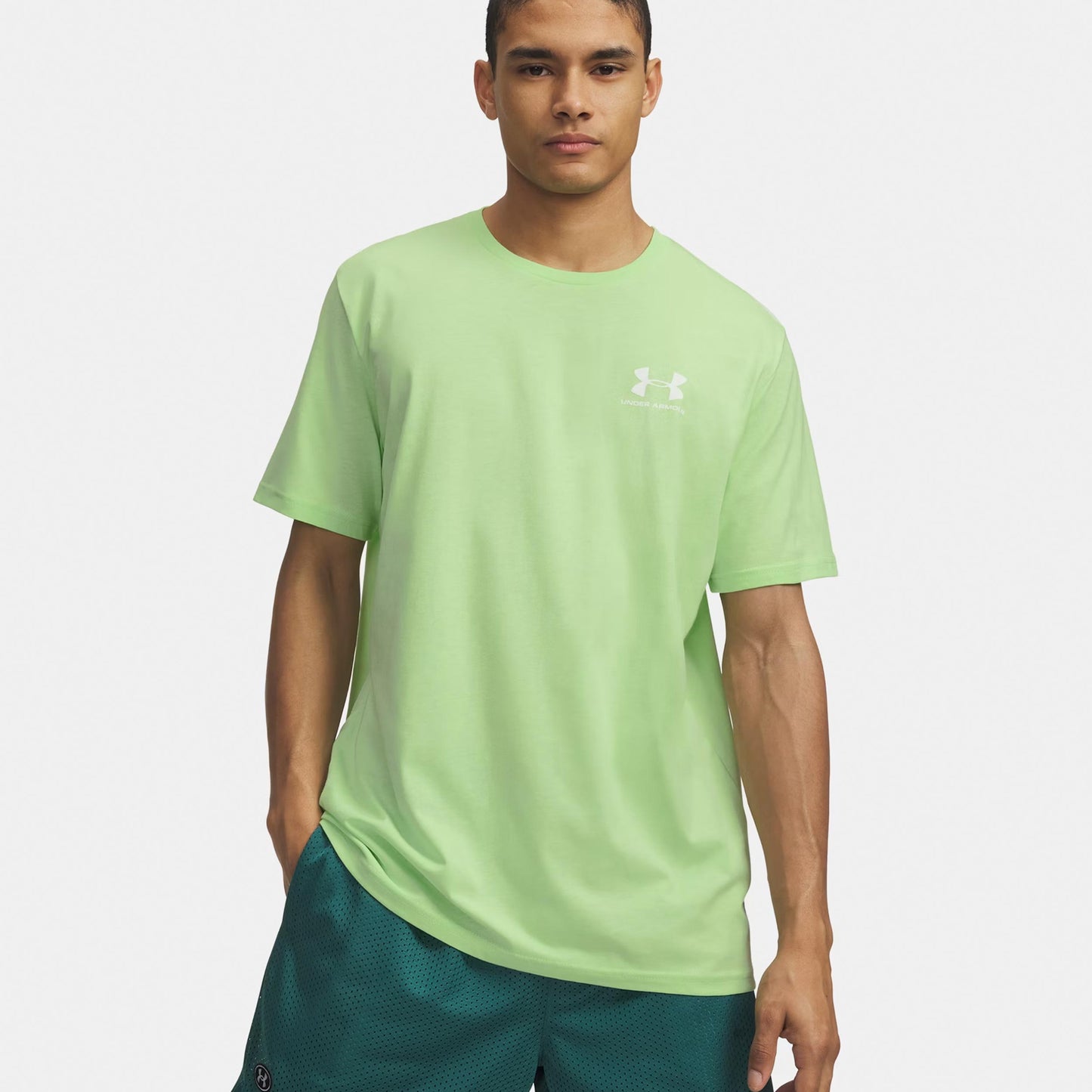 Under Armour Sportstyle Left Chef T-Shirt Herren-grün, weiß Under Armour Sportstyle Left Chef T-Shirt Herren-grün, weiß