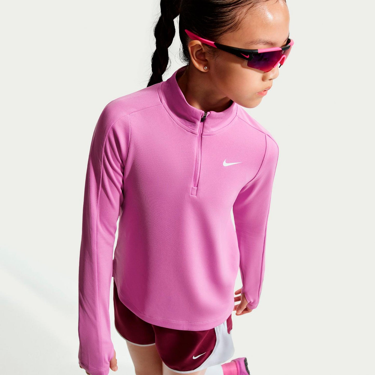 Nike Dri-Fit Half-Zip Longsleeve Mädchen-flieder, weiß Nike Dri-Fit Half-Zip Longsleeve Mädchen-flieder, weiß