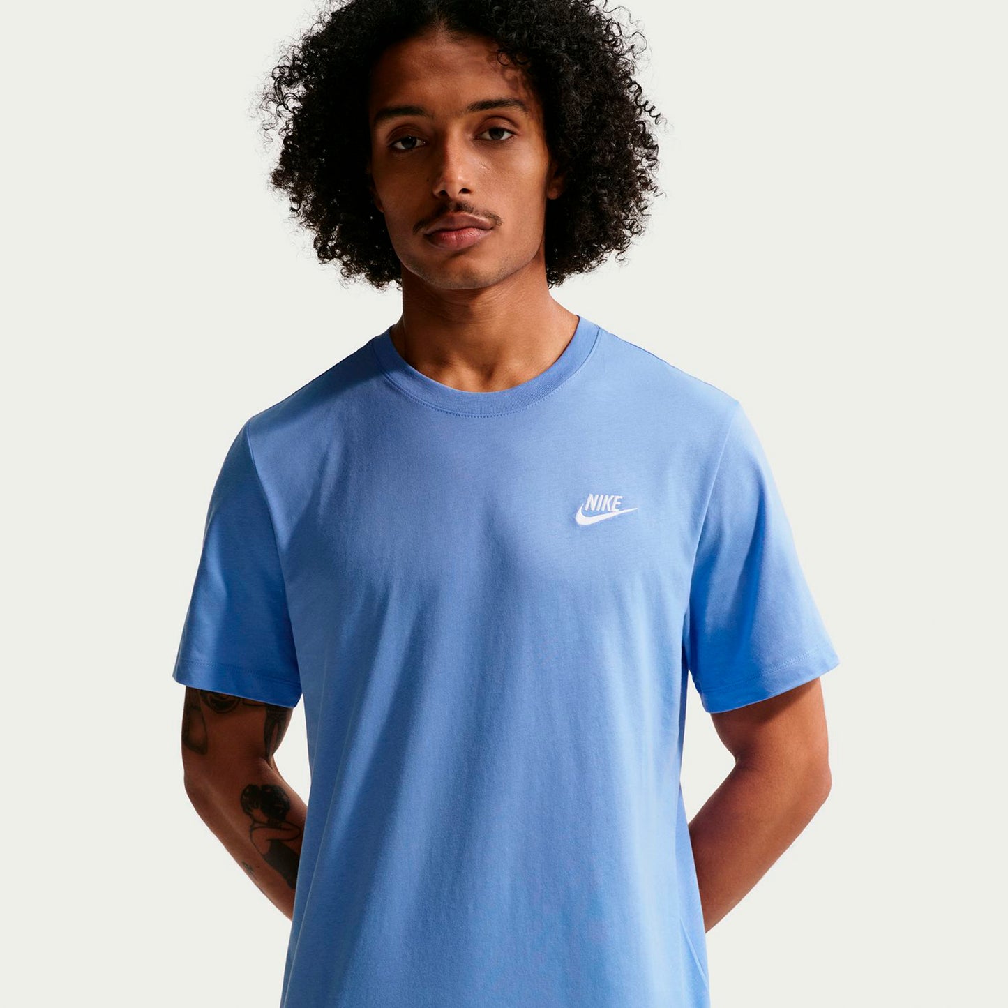 Nike Sportswear Club T-Shirt Herren-hellblau, blau Nike Sportswear Club T-Shirt Herren-hellblau, blau