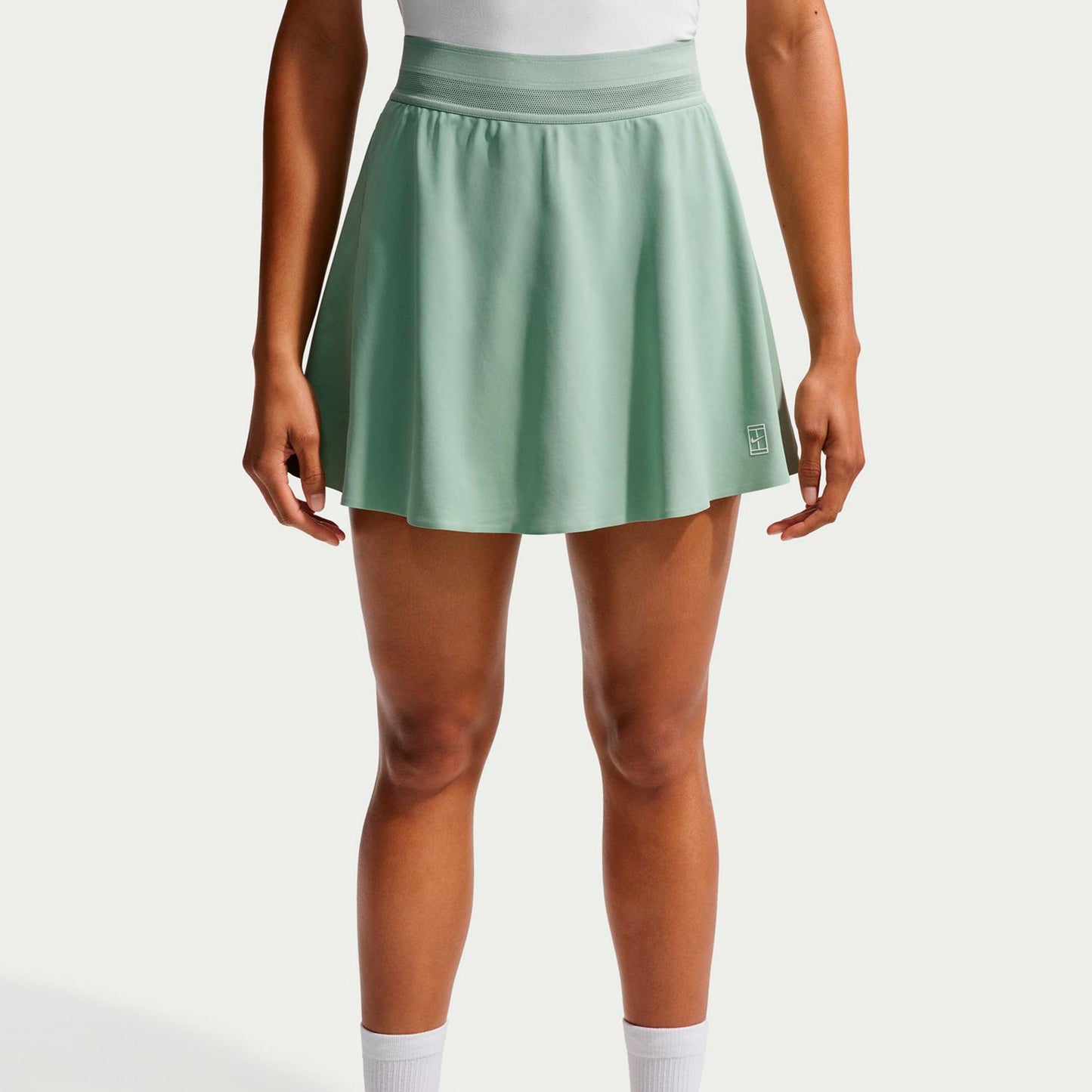 Nike Court Dri-FIT Advantage Ace High Rise Rock Damen - graugrün, weiß Nike Court Dri-FIT Advantage Ace High Rise Rock Damen - graugrün, weiß