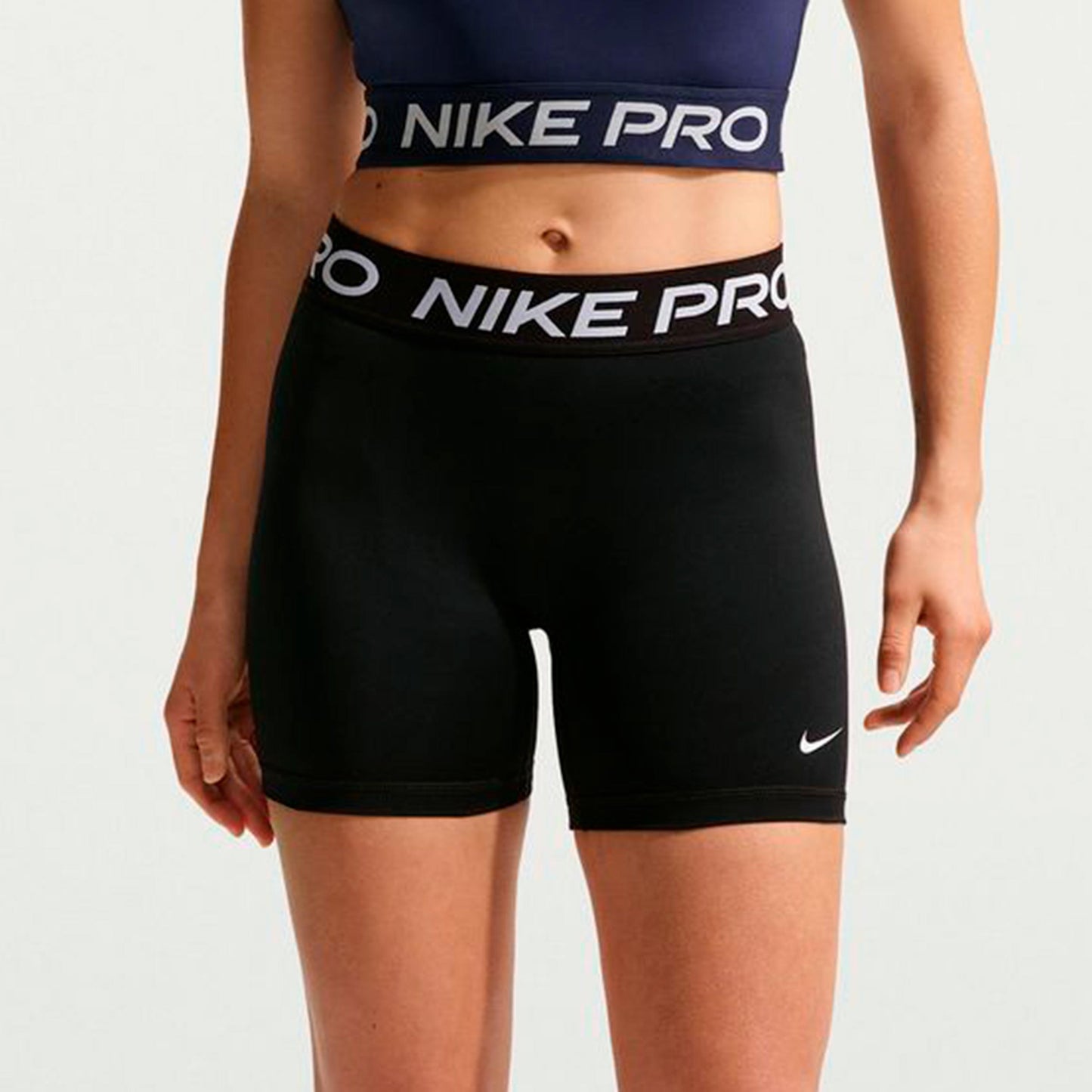 Nike Dri-Fit 365 5in Shorts Damen-schwarz Nike Dri-Fit 365 5in Shorts Damen-schwarz