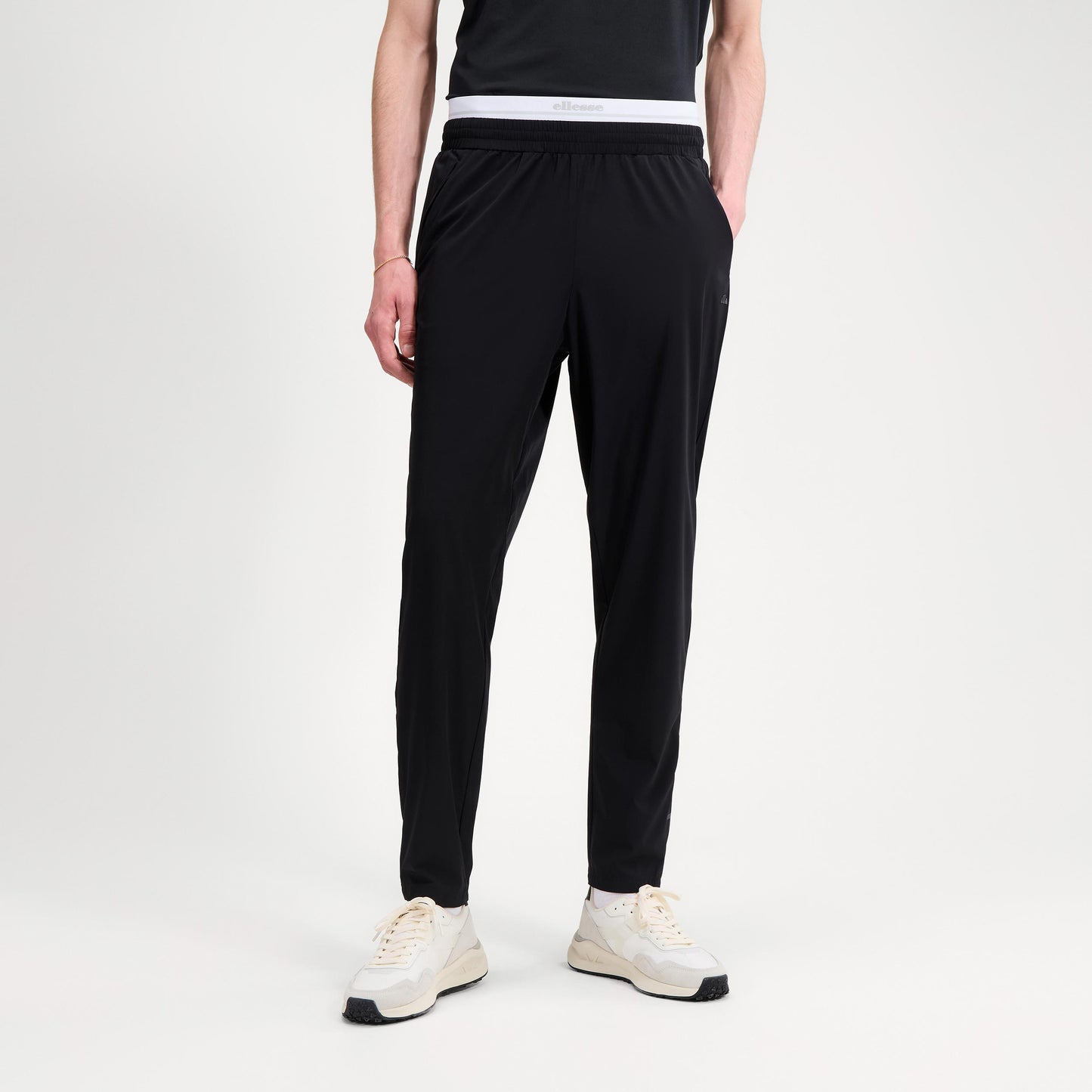 Ellesse Evaro Trainingshose Herren - schwarz Ellesse Evaro Trainingshose Herren - schwarz