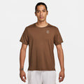 Court Dri-FIT Advantage T-Shirt Herren - braun,
