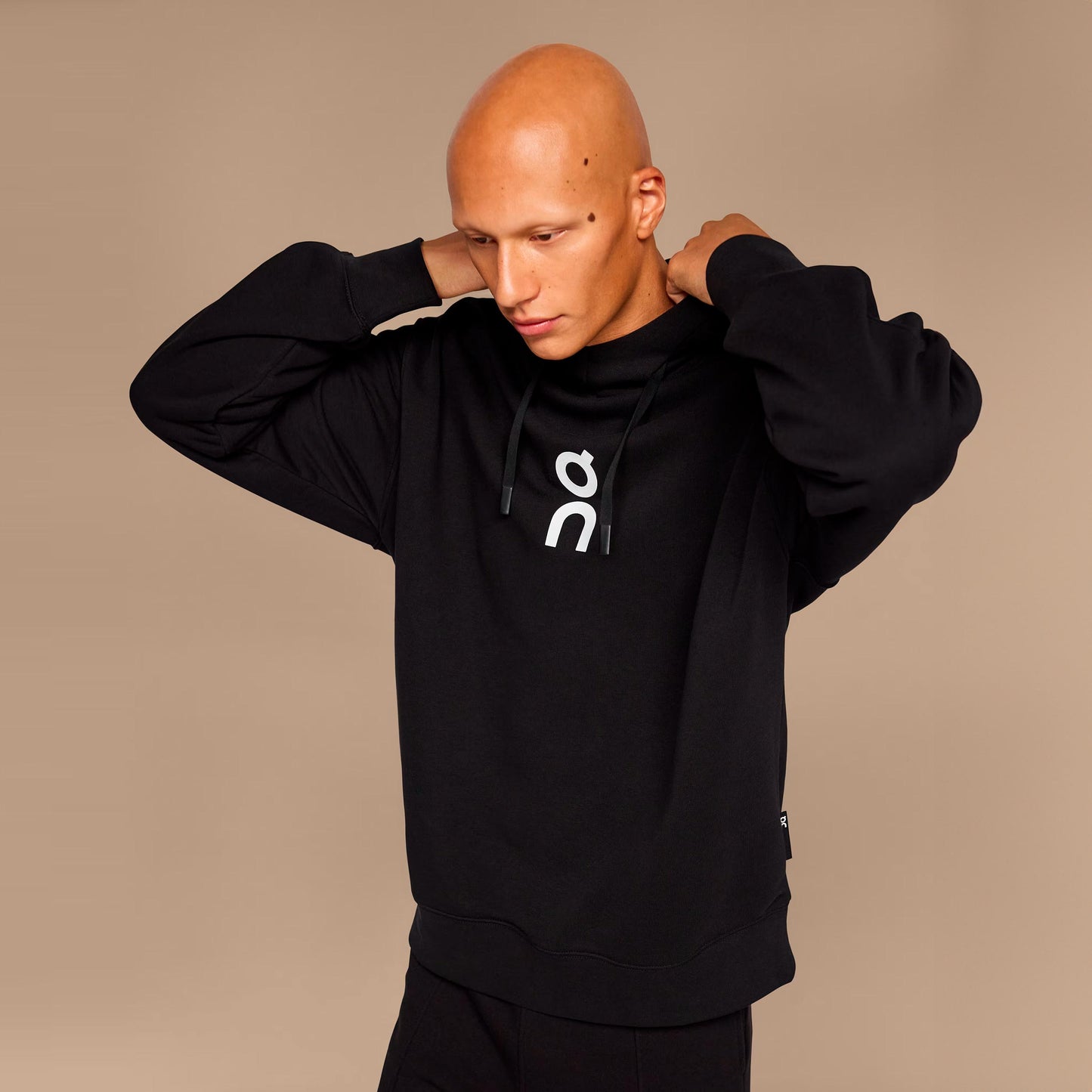 On Club Hoody Herren - schwarz, weiß
