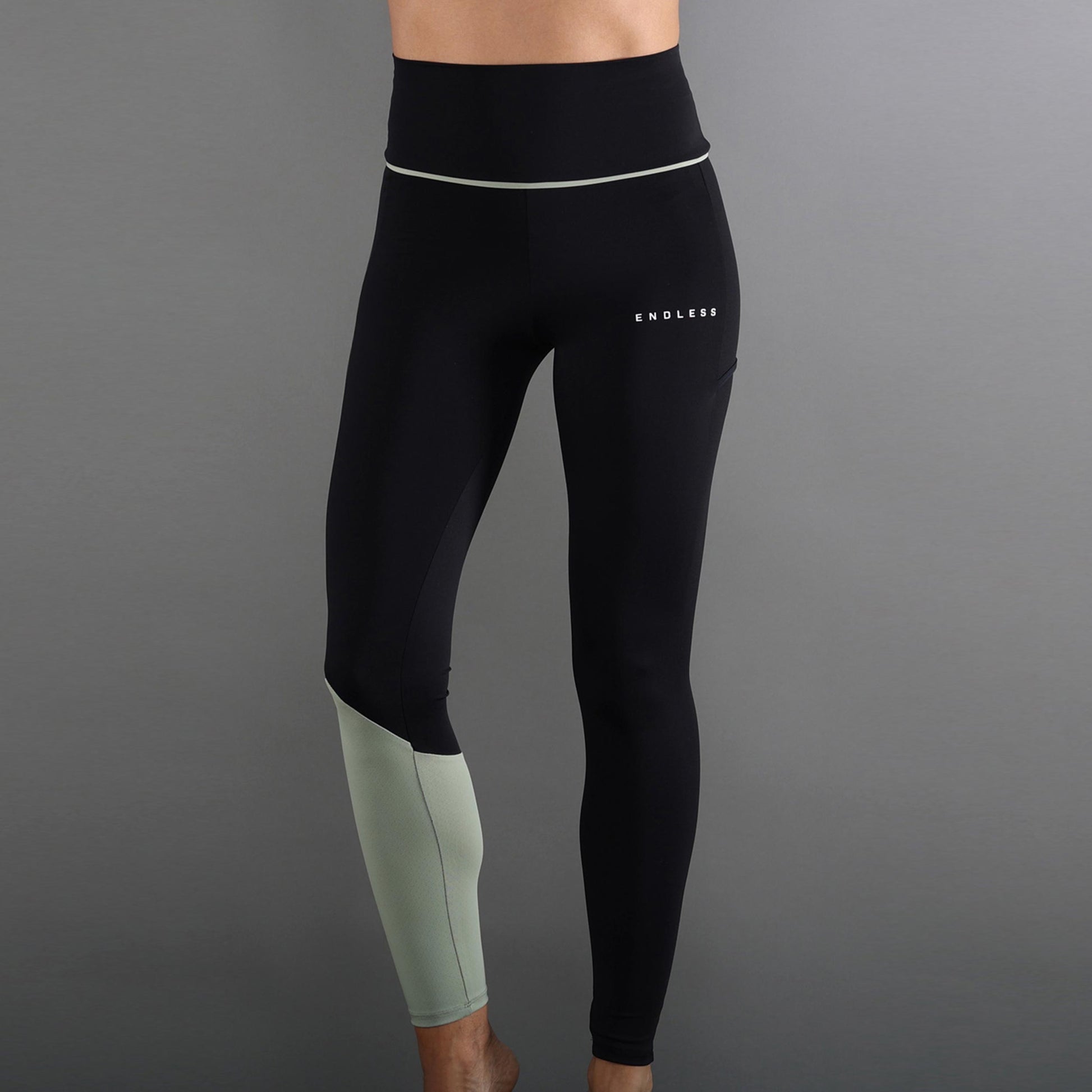 Endless VANITY POCKET Tight Damen - schwarz, oliv