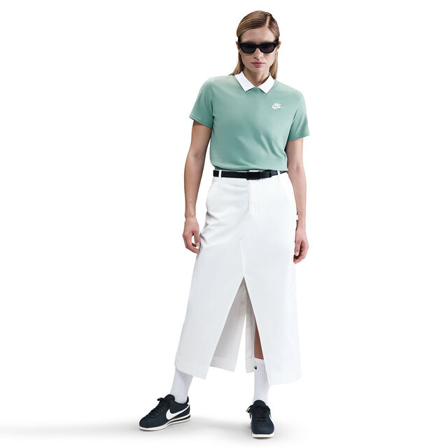 New Sportswear Club Tee